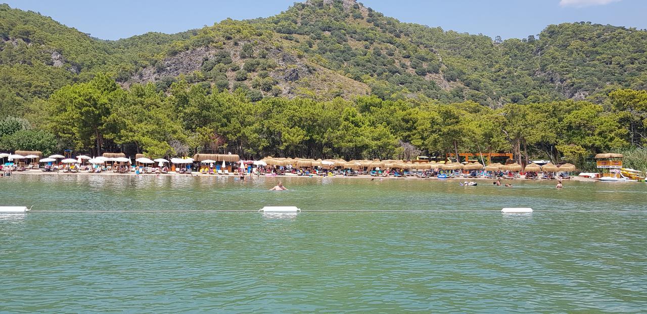 Green Pine Beach & Bungallows ヒサルヌ エクステリア 写真