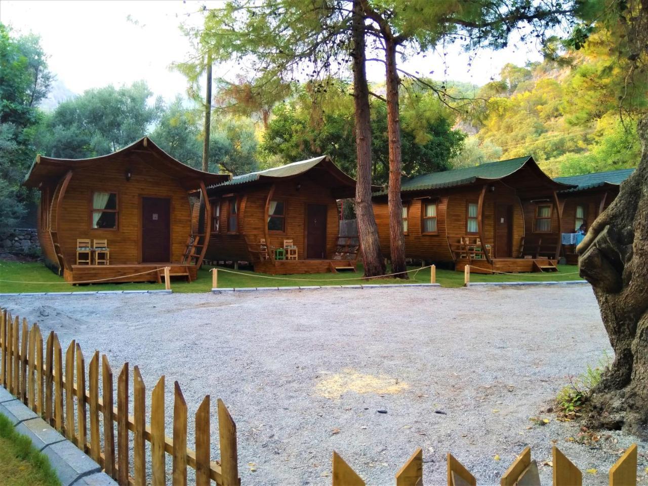 Green Pine Beach & Bungallows ヒサルヌ エクステリア 写真