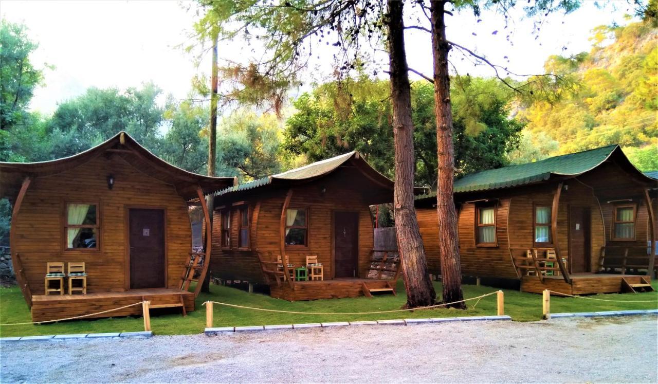 Green Pine Beach & Bungallows ヒサルヌ エクステリア 写真